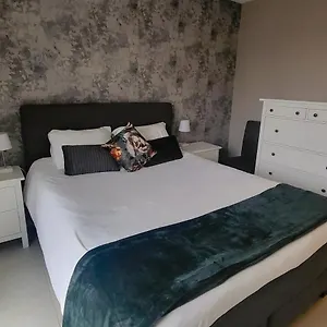 Gezellig In Brugge, Nabij Damme. Appartement Brugge
