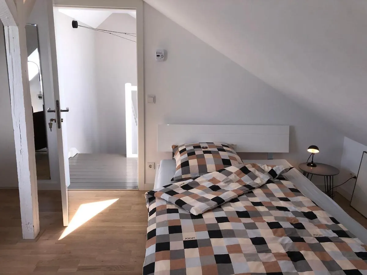 Privatzimmer Schoenfelder Düsseldorf