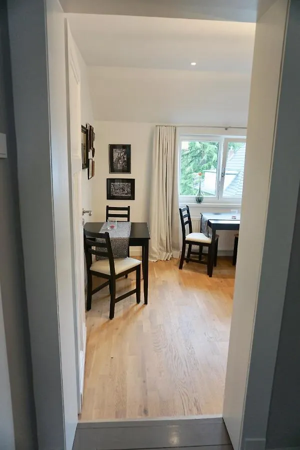 Privatzimmer Schoenfelder Düsseldorf 0*,  Duitsland