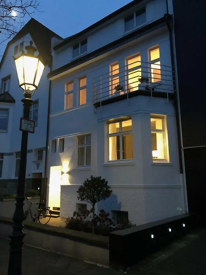 Appartement Privatzimmer Schoenfelder Düsseldorf Duitsland